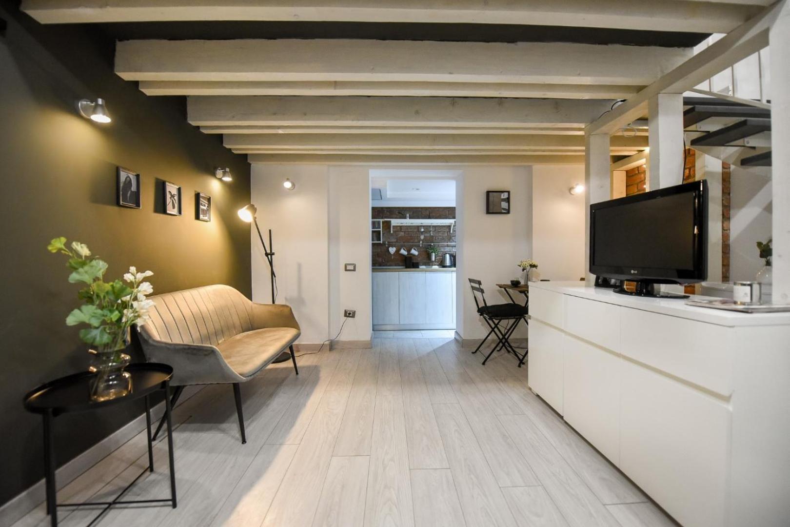 Central Comfort - Duplex-Style Studios On Regina Elisabeta Bucureşti Phòng bức ảnh